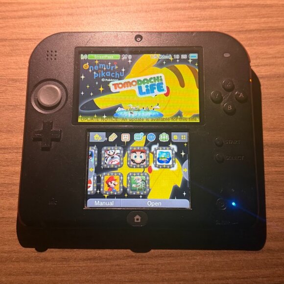 Nintendo 2DS Console Black/Red with Pokemon Bank, Poke Transporter & Games - Picture 15 of 16